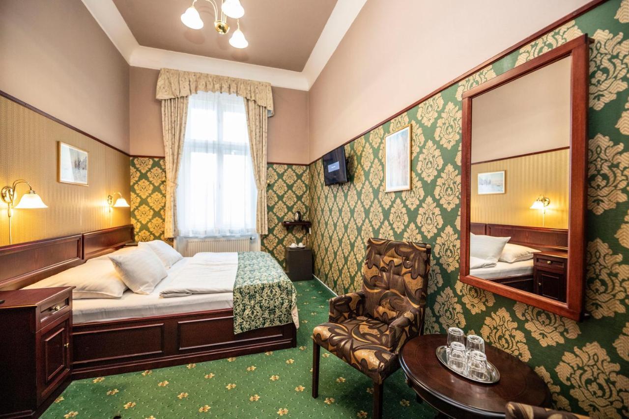 Old Prague Hotel Exterior photo